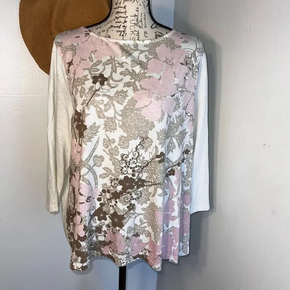 Applesseed’s, L, pink floral boatneck 3/4 sleeve costal knit top‎